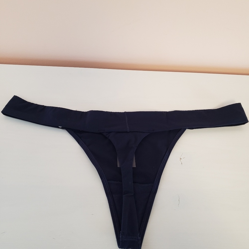 Stance Thongs Size L 12-14 - Picture 3 of 3